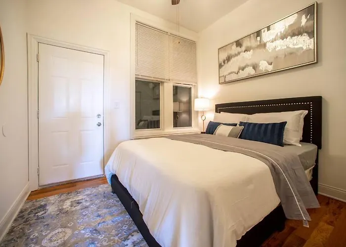 Getaway In The Heart Of Pilsen * Chicago