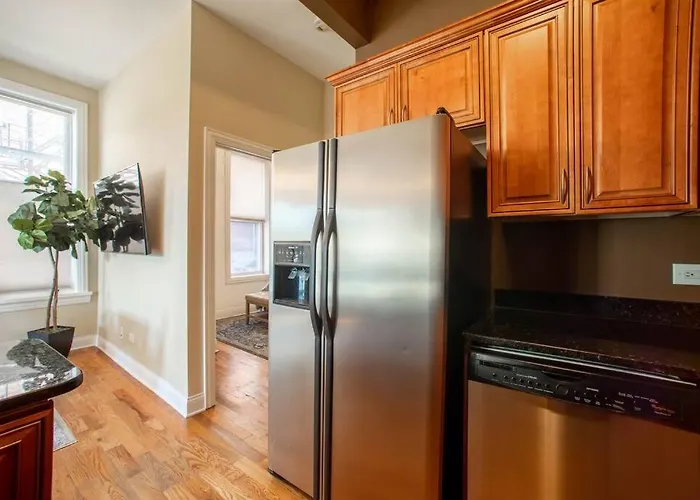 Getaway In The Heart Of Pilsen Apartamento